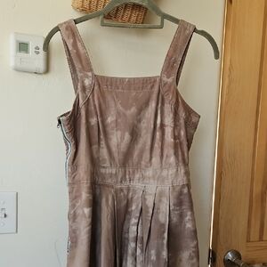 Universal Thread Brown Garment